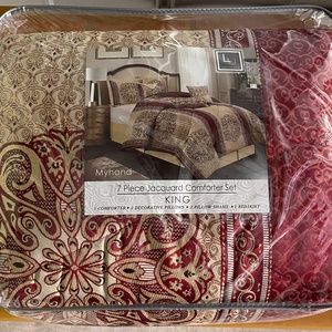 Luxury Comforter Set